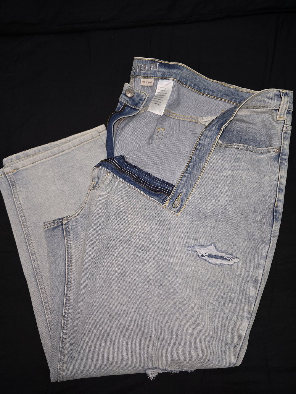 Sz 58 Light Wash Men’s Jeans - Distressed Slim Fit